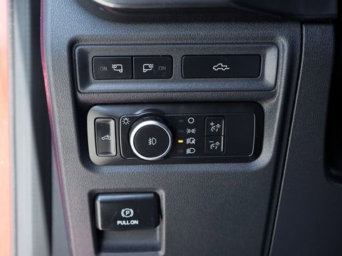 Used 2022 Ford F150 XLT w/ Equipment Group 302A High image 19