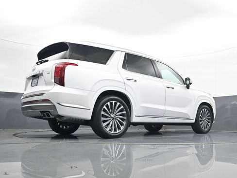 Certified 2025 Hyundai Palisade Calligraphy AWD/4WD image 26