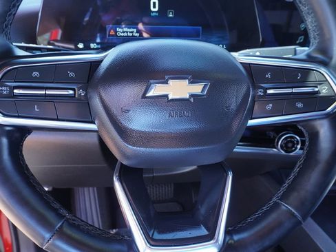 Certified 2025 Chevrolet Equinox LT w/ Safety and Technology Package FWD image 17