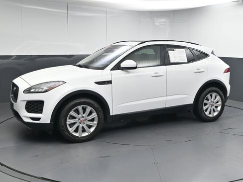 Used 2019 Jaguar E-PACE S image 7