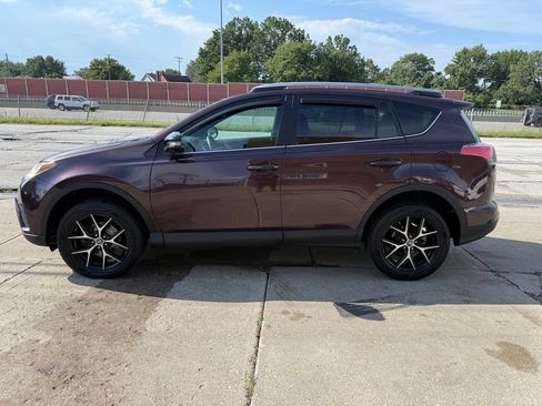 Used 2017 Toyota RAV4 SE w/ Power Extra Value Package AWD/4WD image 13