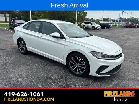 Used 2026 Volkswagen Jetta Sport FWD image 7