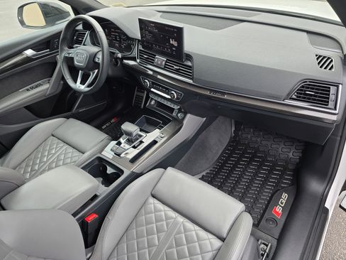 Certified 2023 Audi SQ5 Premium Plus w/ Premium Plus Package AWD/4WD image 16