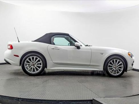 Used 2018 FIAT 124 Spider Lusso image 29
