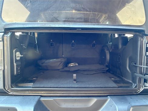 Used 2022 Jeep Wrangler Unlimited Rubicon 4xe image 30