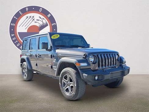 Used 2020 Jeep Wrangler Unlimited Sport S image 2