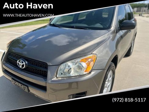 Used 2011 Toyota RAV4 2WD w/ Base L4 Extra Value Pkg image 1