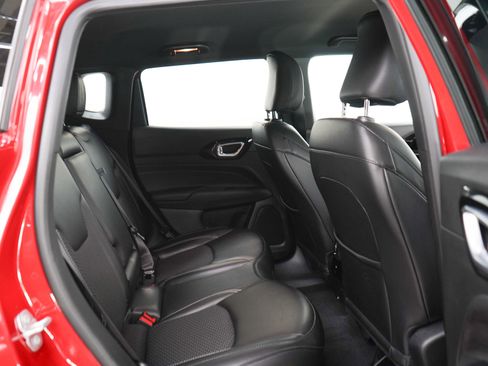 Used 2023 Jeep Compass Latitude w/ Convenience Group AWD/4WD image 12