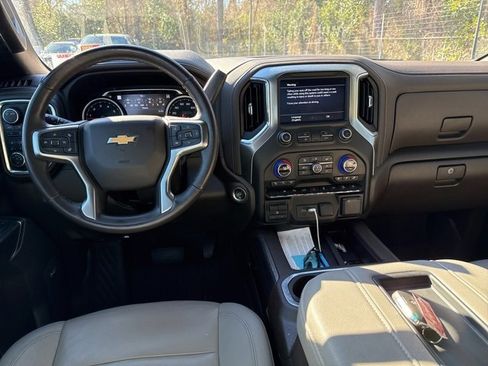 Certified 2022 Chevrolet Silverado 1500 LTZ w/ LTZ Premium Package image 16