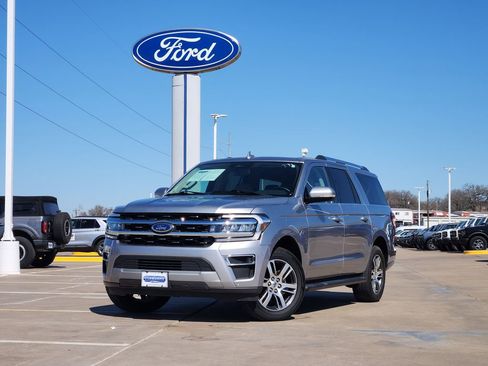 Certified 2024 Ford Expedition Max Limited image 3