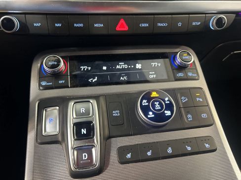 Used 2023 Hyundai Palisade Calligraphy image 28