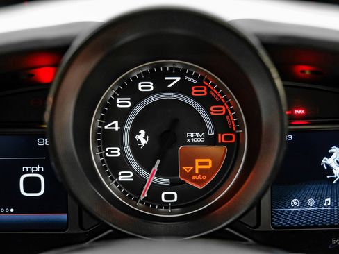 Used 2023 Ferrari F8 Tributo RWD image 94