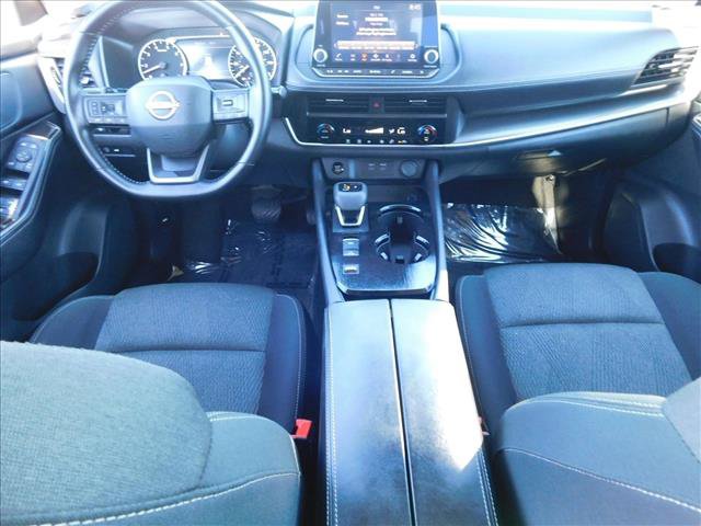 Used 2025 Nissan Rogue SV FWD image 23