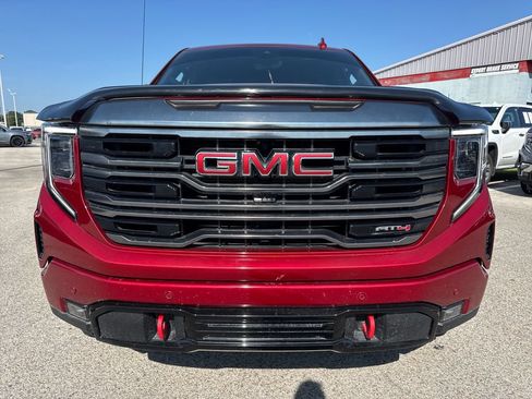 Used 2023 GMC Sierra 1500 AT4 w/ AT4 Premium Package AWD/4WD image 9