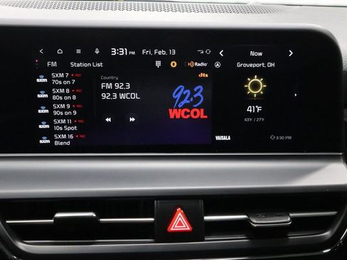 Used 2024 Kia Seltos S image 2