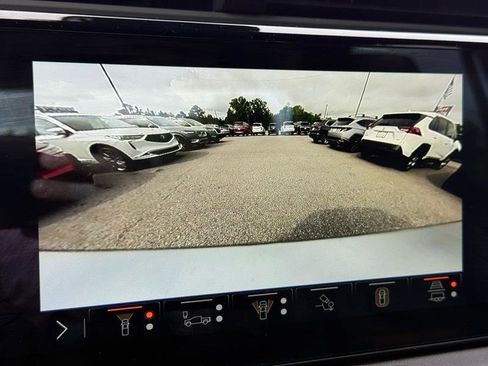 Used 2025 GMC Sierra 1500 AT4 image 38