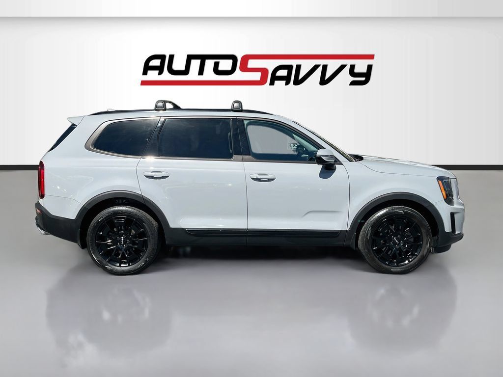 Used 2022 Kia Telluride SX w/ SX Prestige Package AWD/4WD image 8