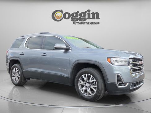 Used 2022 GMC Acadia SLT w/ Technology Package image 6