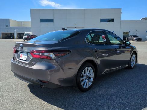 Used 2023 Toyota Camry LE image 13