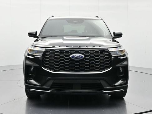 Certified 2025 Ford Explorer ST-Line w/ Premium Package RWD image 2