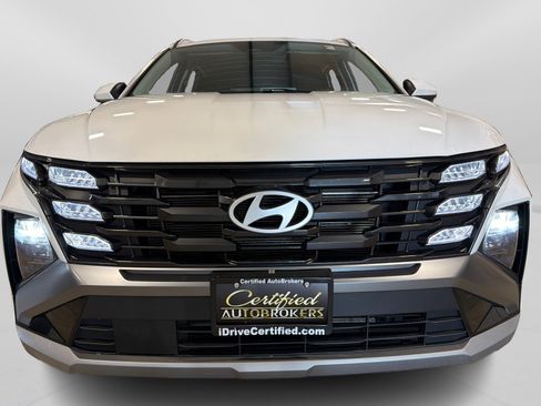 Used 2026 Hyundai Tucson SEL Plus AWD/4WD image 10