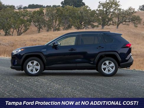 Used 2021 Toyota RAV4 XLE Premium image 1