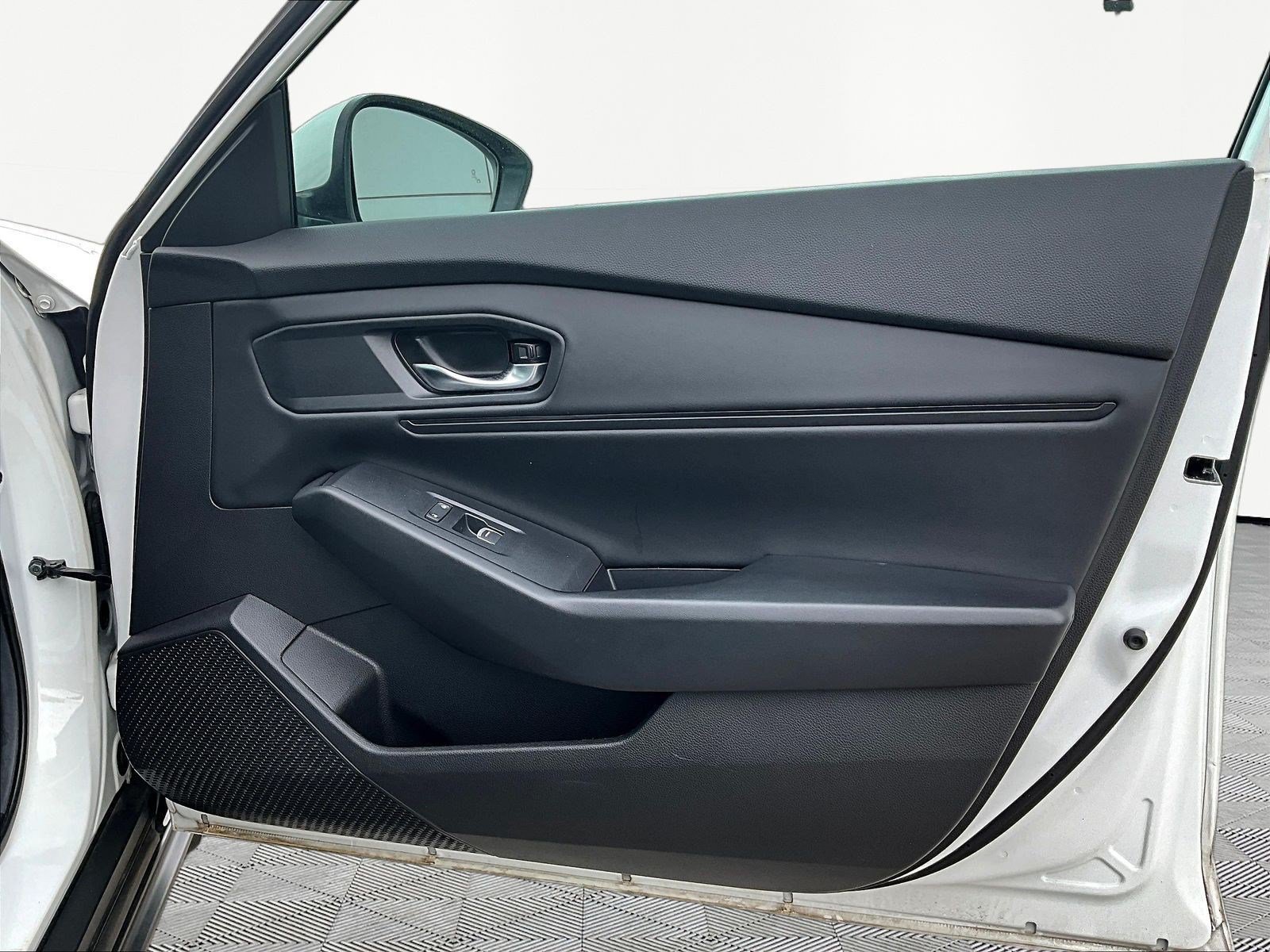 Used 2024 Honda Accord EX image 28