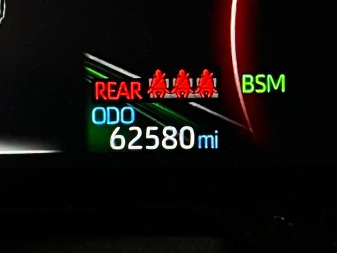 Used 2024 Toyota RAV4 XLE image 11