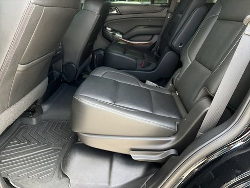Used 2018 Chevrolet Tahoe Premier RWD image 23