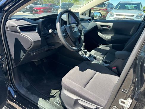 Used 2024 Toyota Corolla LE FWD image 6