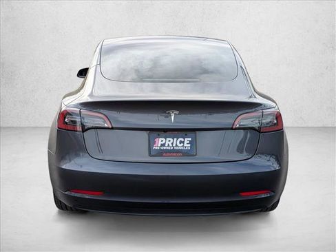 Used 2023 Tesla Model 3 Standard Range image 7