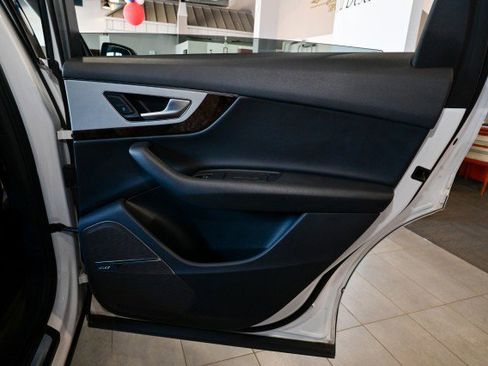 Used 2019 Audi Q7 2.0T Premium Plus w/ Premium Plus Package image 27