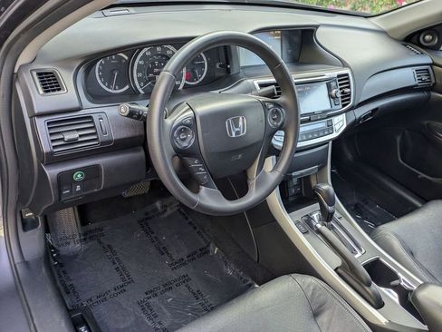Used 2015 Honda Accord EX-L image 11