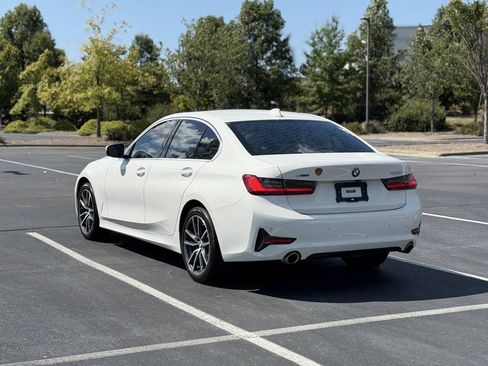 Used 2019 BMW 330i xDrive Sedan w/ Convenience Package AWD/4WD image 5
