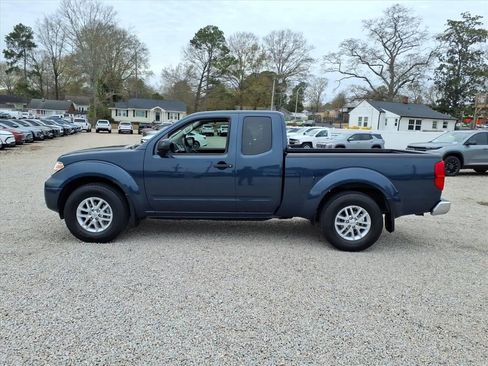 Used 2021 Nissan Frontier SV w/ SV Utility Package image 4