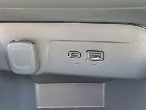 New 2026 Chevrolet Trax LS w/ LS Convenience Package FWD image 25