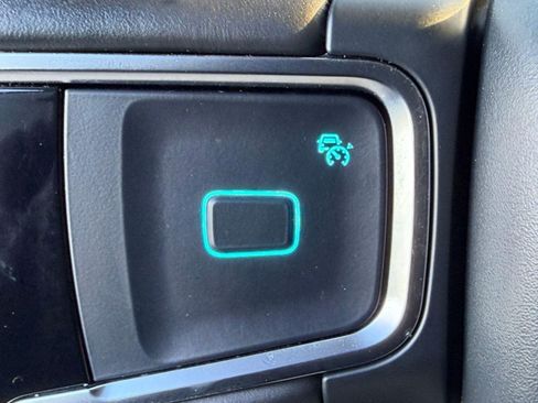 Certified 2025 Ford Expedition Platinum image 26