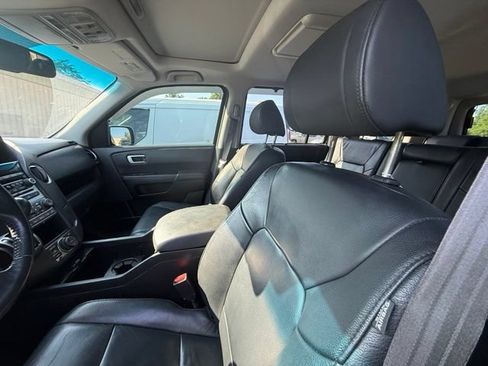 Used 2014 Honda Pilot Touring image 14