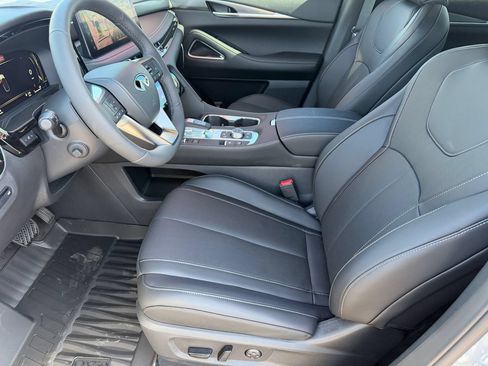 Certified 2027 INFINITI QX60 Sport w/ Dark Cargo Package AWD/4WD image 13