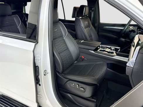Used 2025 Cadillac Escalade V w/ LPO, Floor Liner Package AWD/4WD image 34