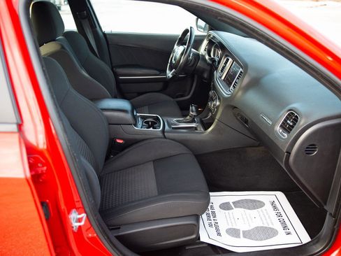 Used 2019 Dodge Charger GT image 16