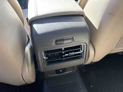 Used 2022 Lincoln Corsair Reserve w/ Elements Package FWD image 32