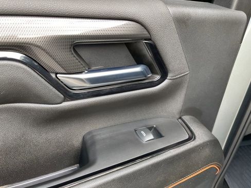 Used 2024 GMC Sierra 2500 AT4 w/ AT4 Premium Plus Package image 47