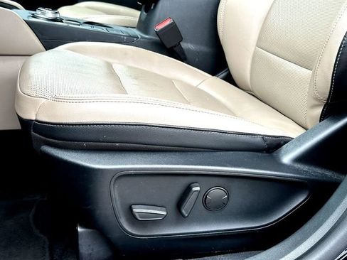 Used 2021 Ford Escape SEL FWD image 12