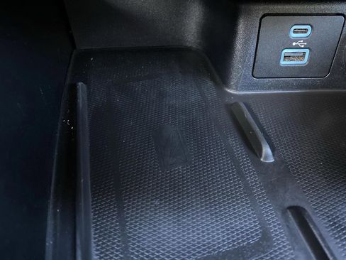 Used 2021 Ford Escape Titanium w/ Titanium Elite Package image 31