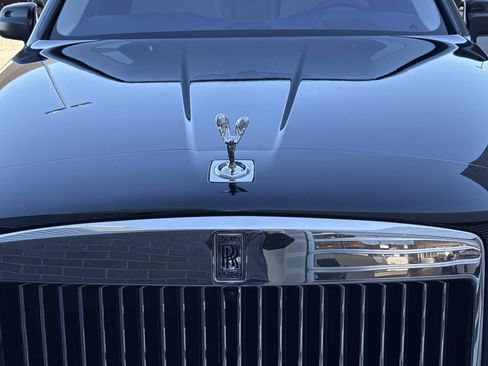 Used 2021 Rolls-Royce Cullinan AWD/4WD image 10
