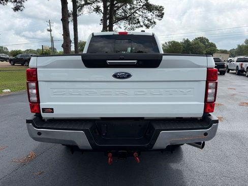 Used 2020 Ford F250 Lariat w/ Chrome Package AWD/4WD image 3