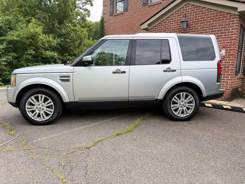 Used 2012 Land Rover LR4 HSE AWD/4WD image 2