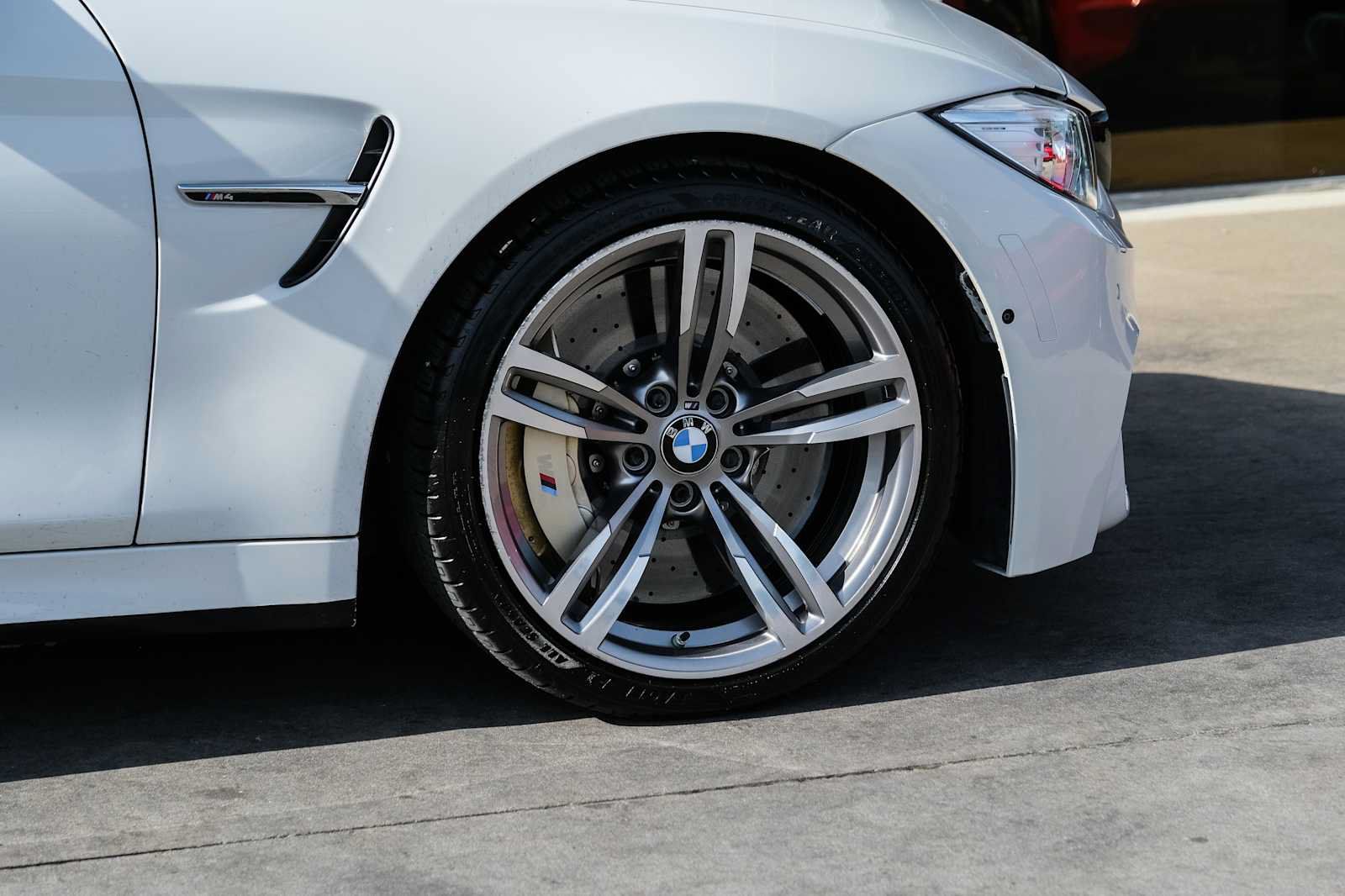 Used 2015 BMW M4 Coupe RWD image 10