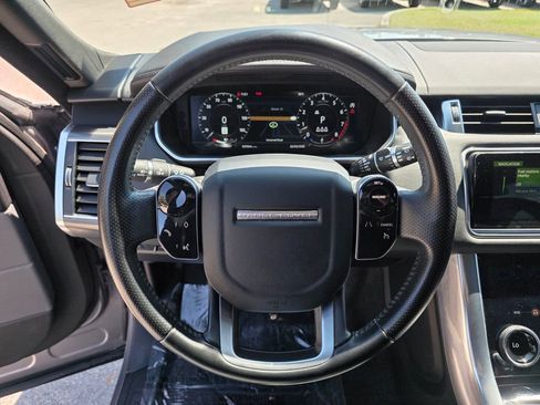Used 2022 Land Rover Range Rover Sport SE image 27